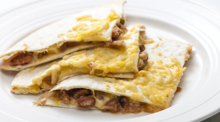 Кесадилья з квасолею