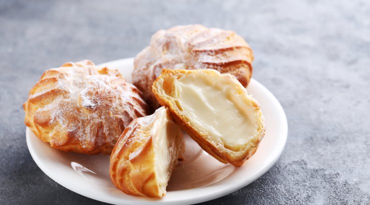 Профитроли с заварным кремом