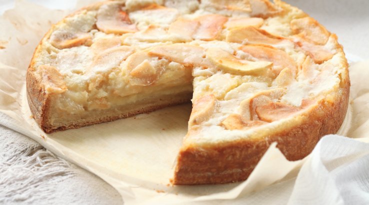 Яблучний пиріг на сковороді