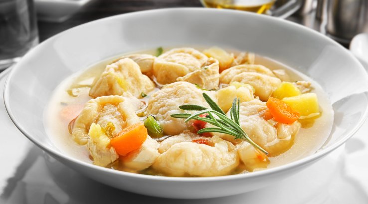 Галушки з бульйоном