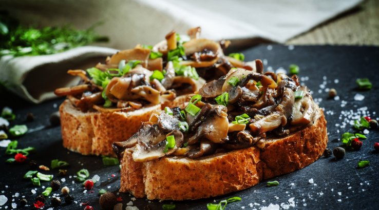 Грінки з грибами у духовці