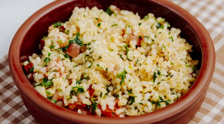 Кускус з овочами і куркою