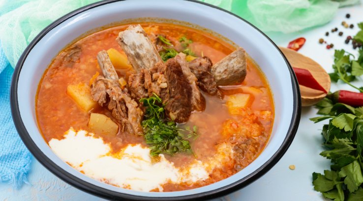 Борщ з реберцями