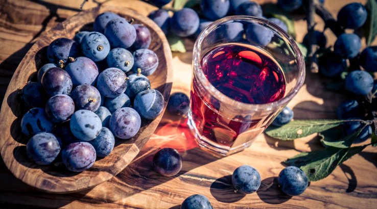 Домашня настоянка з терну