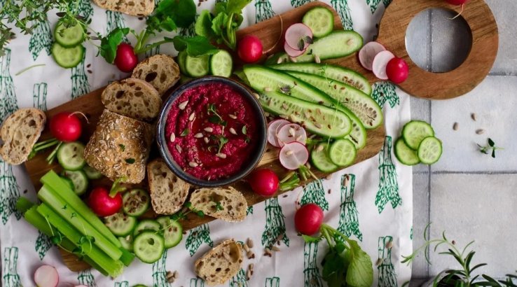 буряково-вершковий діп