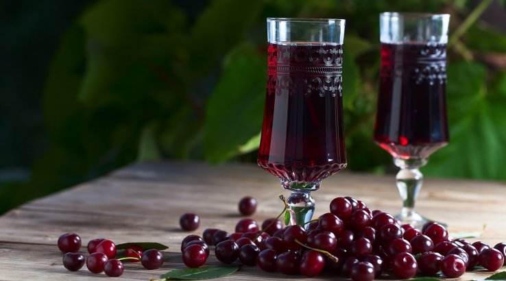 Домашня вишнева наливка