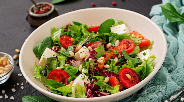 Корисний салат з томатами