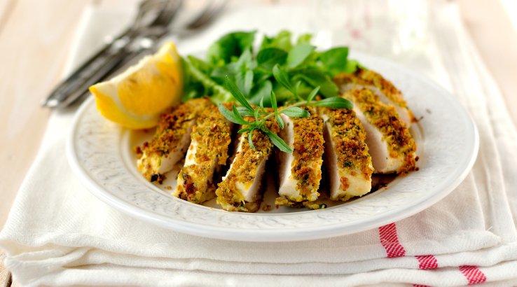 Куряче філе з горіхами