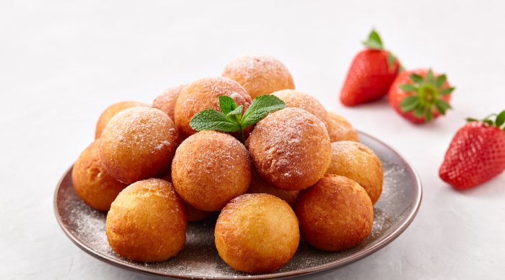 Сирні пончики