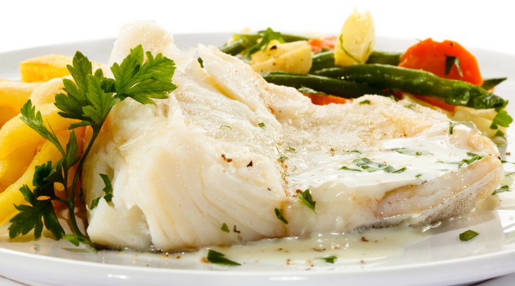 Хек у сметанному соусі