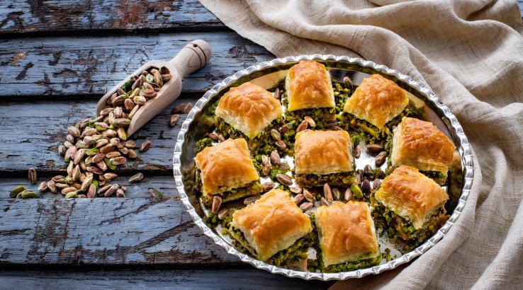 Пахлава з ревенем і фісташками
