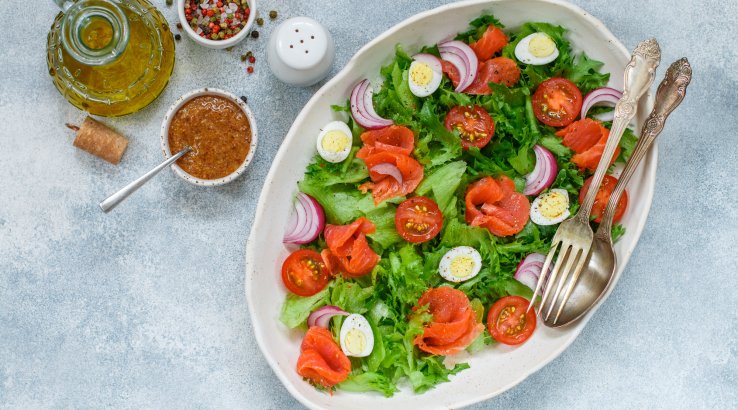 Салат з червоної риби