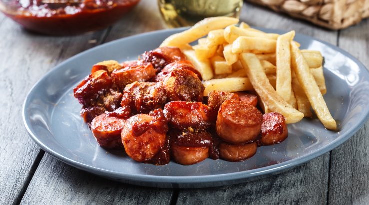 Сосиски в соусі