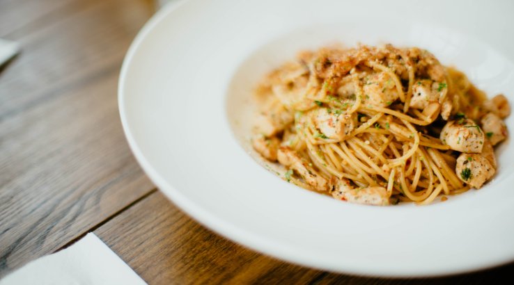 Паста з куркою та сиром