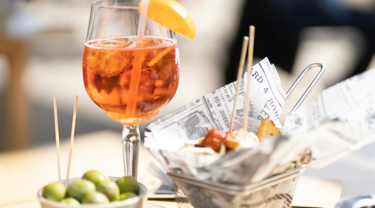 Як готують апероль шприц в Італії