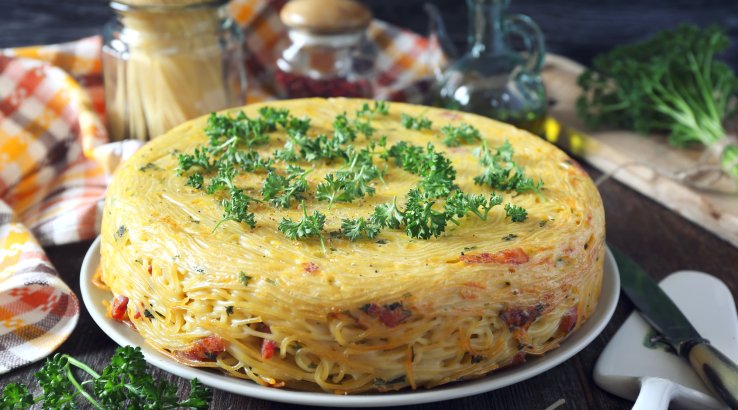 Пиріг із спагеті та фаршу