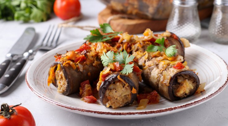 Баклажаны с фаршем и рисом в духовке
