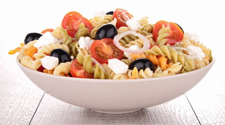 Салат з макаронами