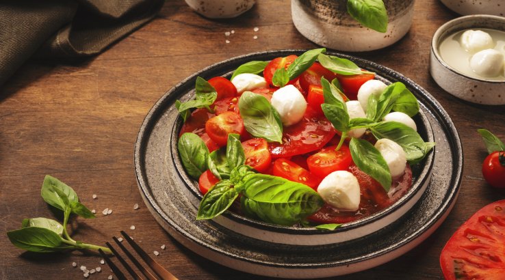 Салаты из помидоров