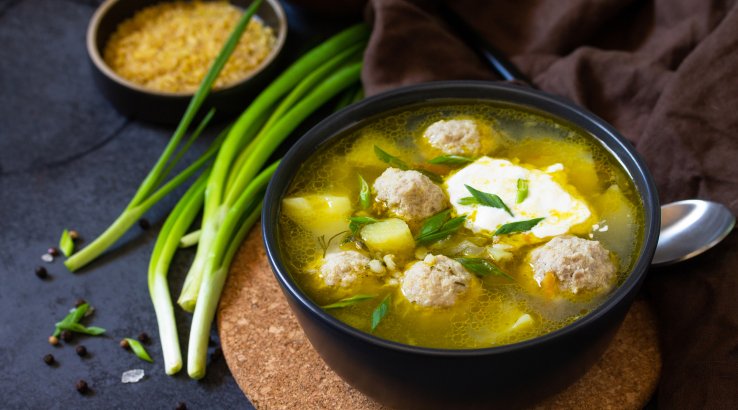 суп с фрикадельками и булгуром