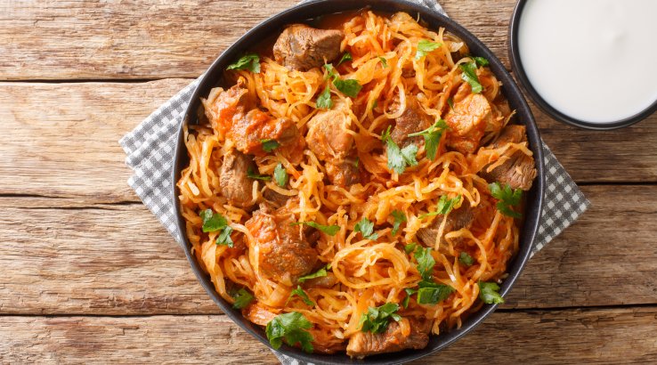 гуляш із кислою капустою