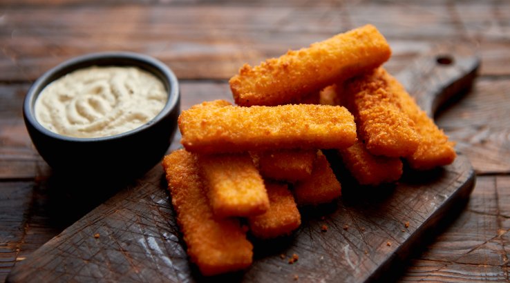 Рибні палички у паніровці з пармезаном