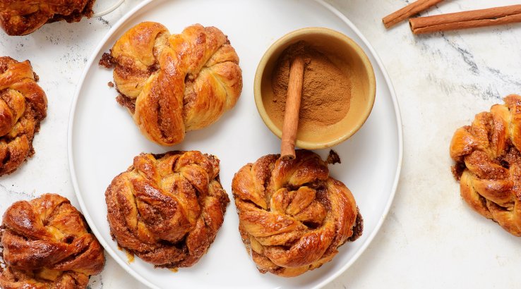 Шведські булочки з корицею