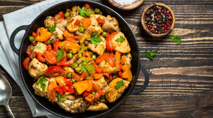 Курка стір фрай з овочами в соусі