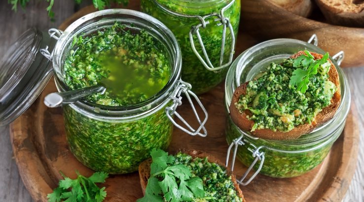 Песто з кінзою