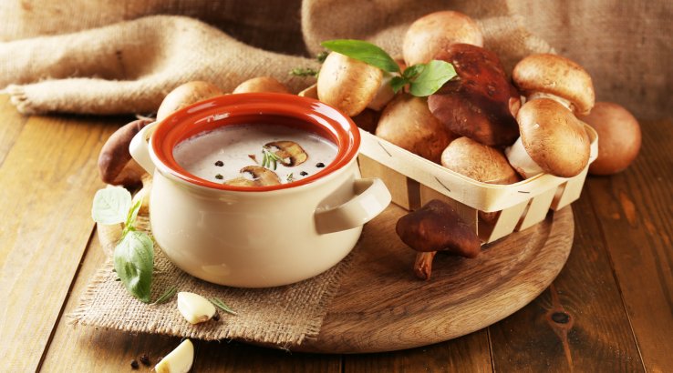 Грибний суп у глечику