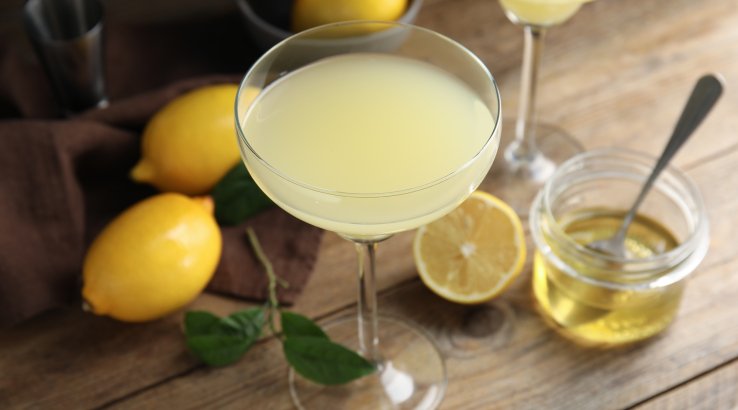 Коктейль Bee’s Knees