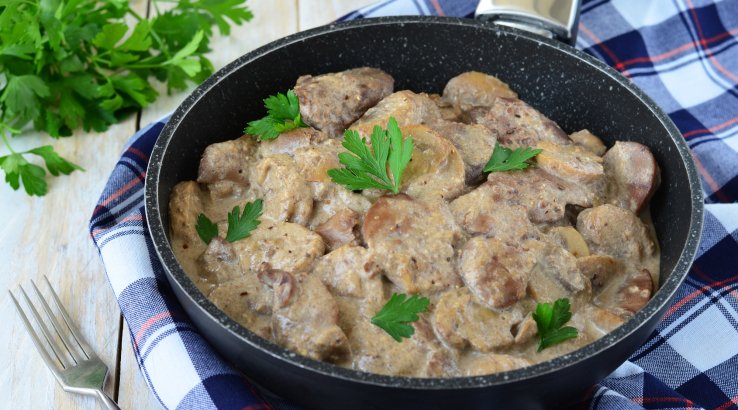 Куриная печень кари в молочном соусе