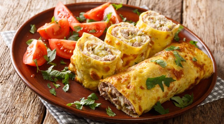 Яєчний рол з тунцем і перцем