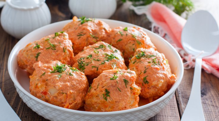 М'ясні кульки в томатному соусі