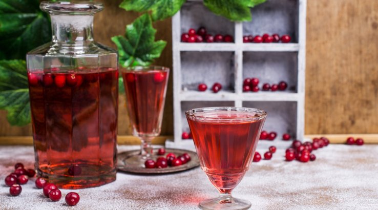 Компот з вишні та смородини