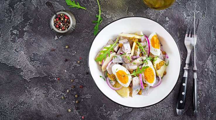 Салат с селедкой