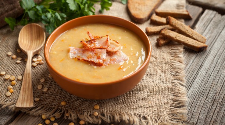 Гороховий суп із шинкою