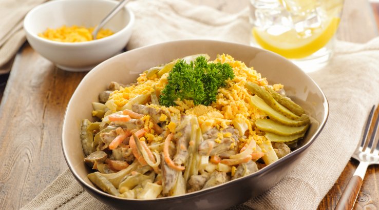 Салат з сердечками і яйцями