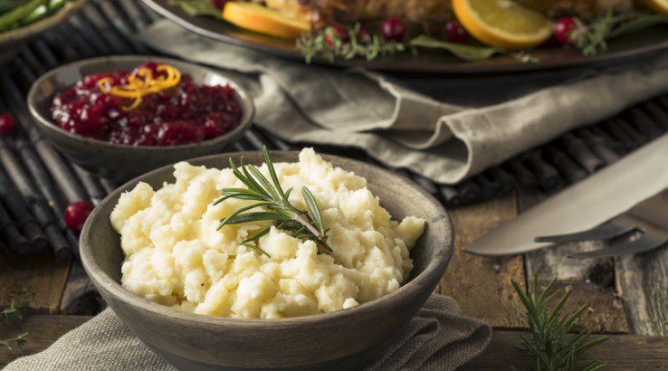 Пюре з запеченим часником і бальзамічним оцтом