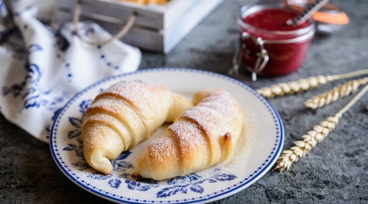 Рогалики з мармеладом рецепт