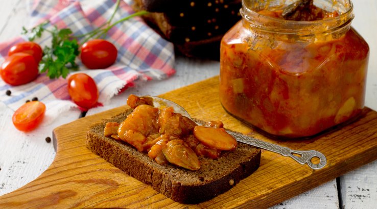 салат з квасолею на зиму