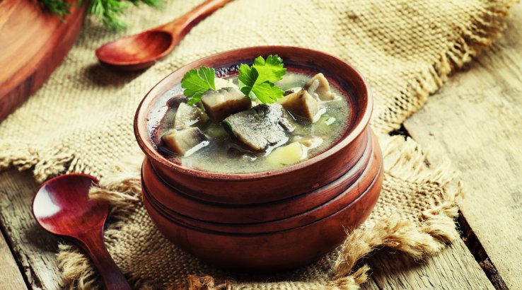 Грибний суп з тушонкою