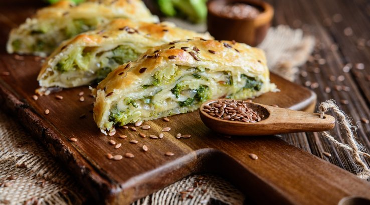 Рулет з тіста філо з плавленим сиром