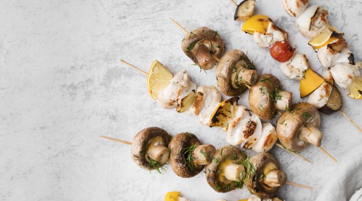 Гриби на шпажках, шашлик у духовці