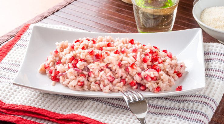 Рис з гранатом на вечерю