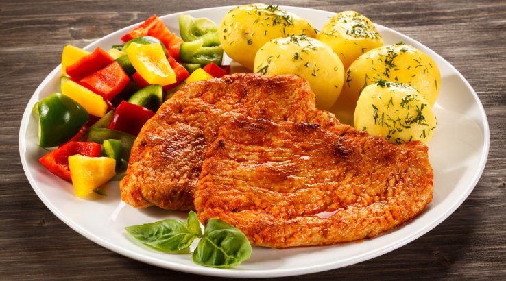 Вершкові свинячі биточки з гірчицею