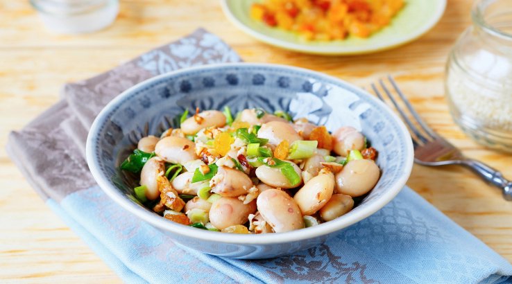 Салат з квасолею в арабському стилі