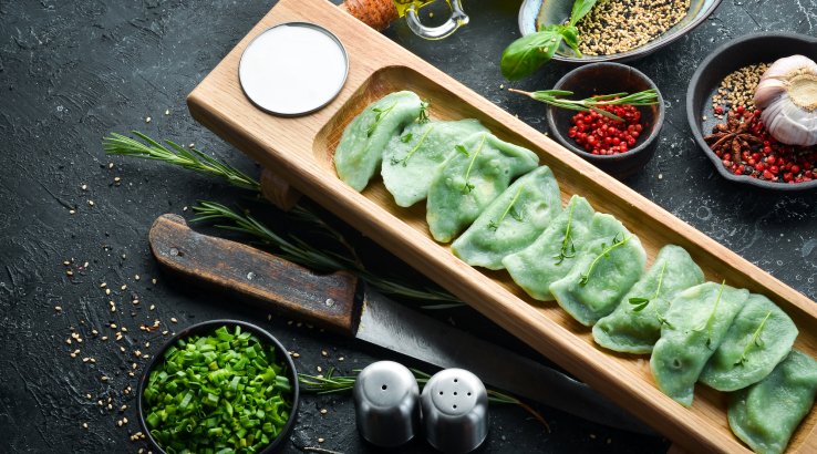 Кольорові вареники, зелені