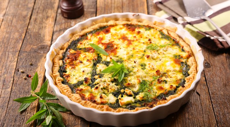 Кіш з часником і кисломолочним сиром