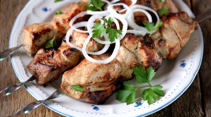 Свинячий шашлик у винному оцті